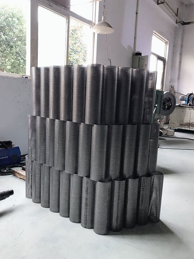 沖(chòng)孔直縫焊管(guǎn)廠家