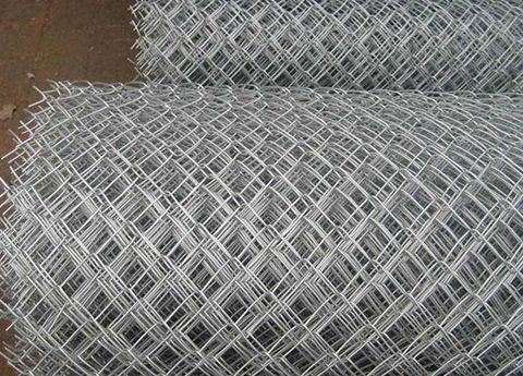 噴(pen)塑之後(hou)的沖孔(kǒng)網會發(fa)生怎樣(yàng)的變化(hua)