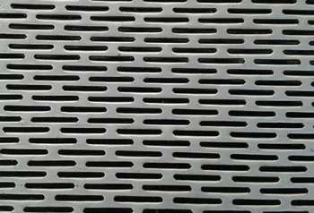 沖孔網網孔(kǒng)堵塞時要怎(zěn)麽處理